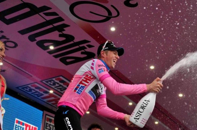 Team Garmin-Barracuda's Ryder Hesjedal attacked today and regained the overall Giro d'Italia lead. 
