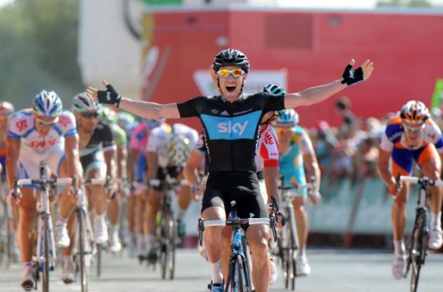 Christopher Sutton powers to win in stage 2 of the 2011 Tour of Spain. Photo Graham Watson.
