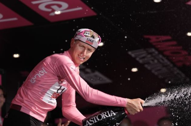 Tadej Pogacar remains Giro d'italic leader for UAE Team Emirates | RCS Sport - LaPresse Tadej Pogacar wearing pink jersey at Giro d'Italia