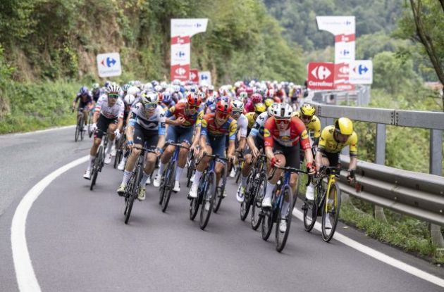 | A.S.O. Team Visma and Lidl-Trek