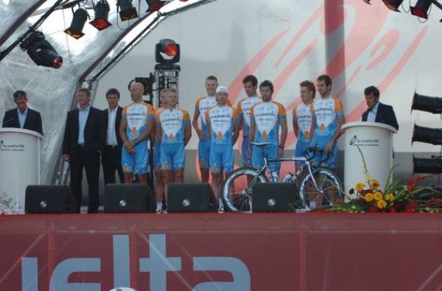 Team Garmin-Slipstream. Photo copyright Fotoreporter Sirotti. Team Garmin-Slipstream. Photo copyright Fotoreporter Sirotti.