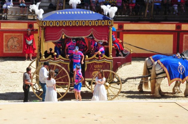 Team Lampre is ready for another battle for the green sprinter jersey for Alessandro Petacchi. Photo Fotoreporter Sirotti. Team Lampre is ready for another battle for the green sprinter jersey for Alessandro Petacchi. Photo Fotoreporter Sirotti.