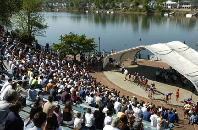 Photo copyright Casey Gibson. Photo copyright Casey Gibson.