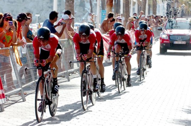 Team RadioShack finished 14th today after a mechanical problem with Janez Brajkovich's bike  unprofessionally happened after just 50 meters of riding. Photo Fotoreporter Sirotti. Team RadioShack finished 14th today after a mechanical problem with Janez Brajkovich's bike  unprofessionally happened after just 50 meters of riding. Photo Fotoreporter Sirotti.