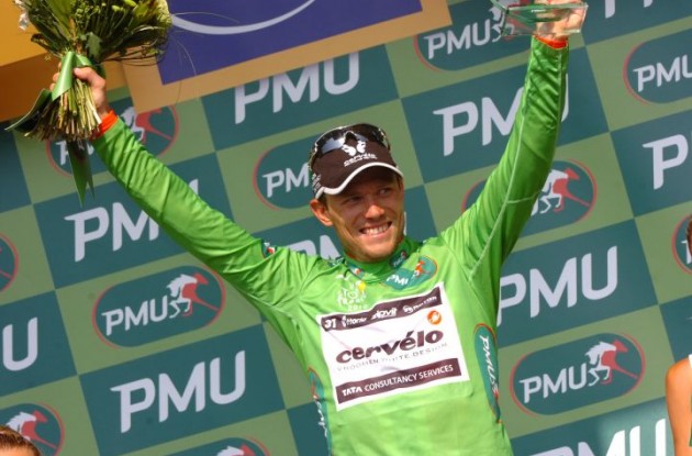 Thor Hushovd attacked on the "Thormalet" and claimed important points on today's finish line. Photo copyright Fotoreporter Sirotti. Thor Hushovd attacked on the "Thormalet" and claimed important points on today's finish line. Photo copyright Fotoreporter Sirotti.