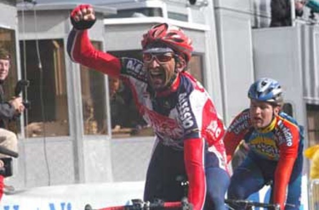 Yippee! I won! Baldato takes stage 2. Photo copyright Fotoreporter Sirotti.