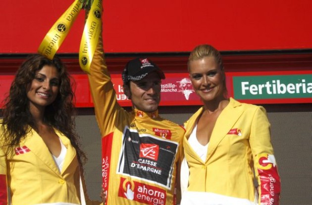Alejandro Valverde on the podium. Photo copyright Fotoreporter Sirotti.