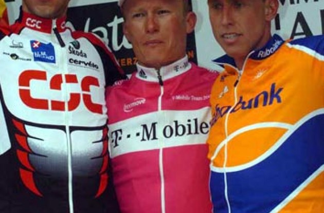 Top 3: Jens Voigt, Alexandre Vinokourov, and Michael Boogerd on the podium. Photo copyright Fotoreporter Sirotti. Top 3: Jens Voigt, Alexandre Vinokourov, and Michael Boogerd on the podium. Photo copyright Fotoreporter Sirotti.