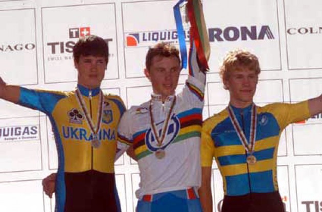 Dmytro Grabovskyy, Mikhail Ignatiev and Viktor Renäng on the podium. Photo copyright Fotoreporter Sirotti.