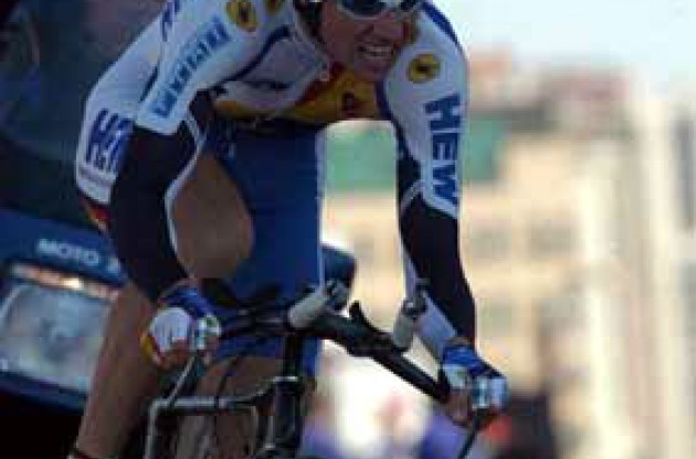 Fothen going 48 km/h on the roads of Hamilton. World Champion title here I come! Photo copyright Fotoreporter Sirotti.