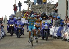 Kashechkin wins stage. Photo copyright Fotoreporter Sirotti. Kashechkin wins stage. Photo copyright Fotoreporter Sirotti.