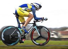 Gustav Erik Larsson on his way to victory. Photo Bettini.