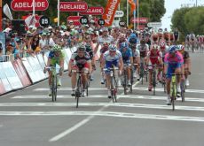 Andre Greipel wins. Photo copyright Fotoreporter Sirotti. Andre Greipel wins. Photo copyright Fotoreporter Sirotti.