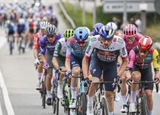 | Unipublic Cyclists attack during stage 16