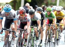 Cadel Evans, Geraint Thomas, Edvald Boasson Hagen, Philippe Gilbert and Thor Hushovd on their way up the final climb. Photo Fotoreporter Sirotti.