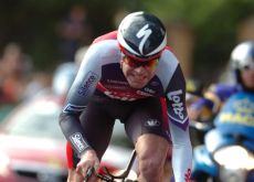 Cadel Evans powers towards the finish line. Photo copyright Fotoreporter Sirotti.