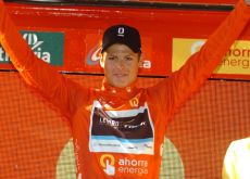Jacob Fuglsang - the proud Vuelta leader on the podium in Benidorm. Photo Fotoreporter Sirotti.