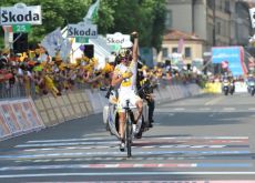 Konstantin Siutsou (Team Columbia-Highroad) takes the stage win after escaping from the peloton in beautiful fashion. Photo copyright Fotoreporter Sirotti. Konstantin Siutsou (Team Columbia-Highroad) takes the stage win after escaping from the peloton in beautiful fashion. Photo copyright Fotoreporter Sirotti.