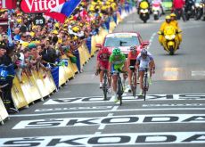 Peter Sagan, Philippe Gilbert, Sandy Casar and co arrive. Photo Fotoreporter Sirotti.