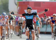 Christopher Sutton powers to win in stage 2 of the 2011 Tour of Spain. Photo Graham Watson.