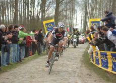 Thor Hushovd (Cervelo TestTeam) chasing Cancellara. Photo copyright Fotoreporter Sirotti. Thor Hushovd (Cervelo TestTeam) chasing Cancellara. Photo copyright Fotoreporter Sirotti.
