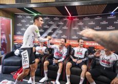 | Unipublic UAE Team Emirates in the hot seats
