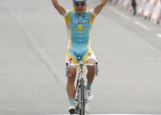 Alexander Vinokourov wins stage 13 of the Tour de France 2010. Photo copyright Fotoreporter Sirotti.