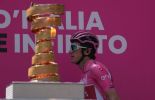 Geraint Thomas with the Giro d'Italia winner trophy